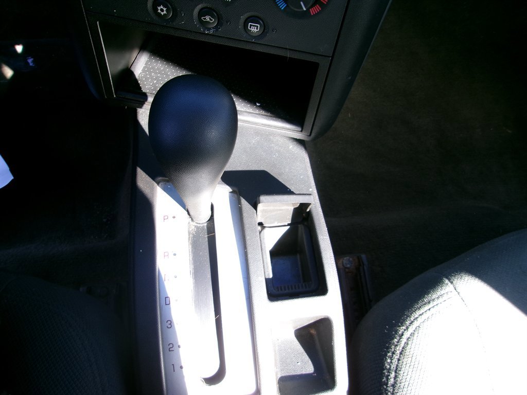 Used 2004 Pontiac Grand Prix GT w/ Drivers Package image 22