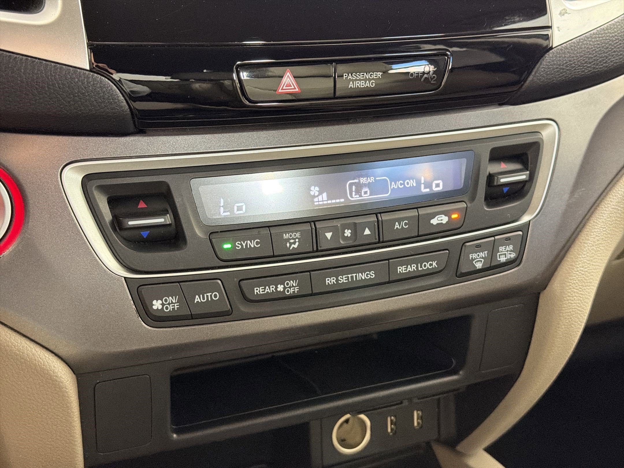 Used 2018 Honda Pilot EX image 18