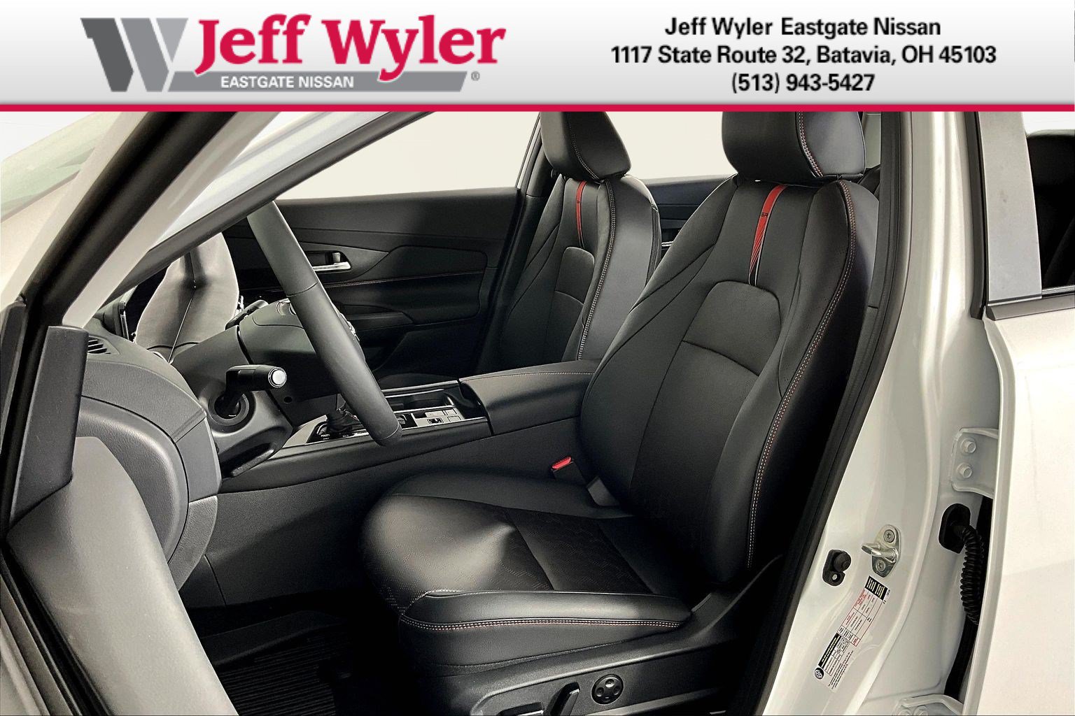 New 2026 Nissan Sentra SR w/ SR Premium Package FWD image 17
