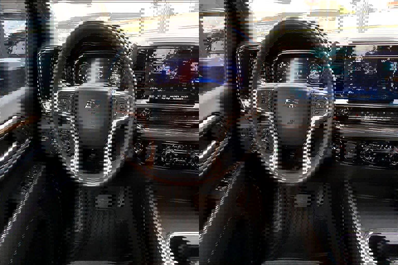 Used 2024 Chevrolet Silverado 2500 LT w/ Z71 Sport Edition AWD/4WD image 6