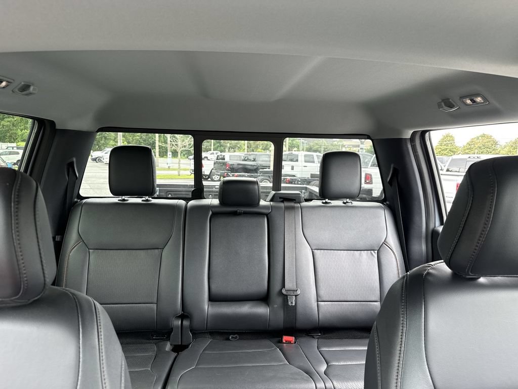 Used 2025 Ford F350 Lariat w/ Lariat Ultimate Package AWD/4WD image 31