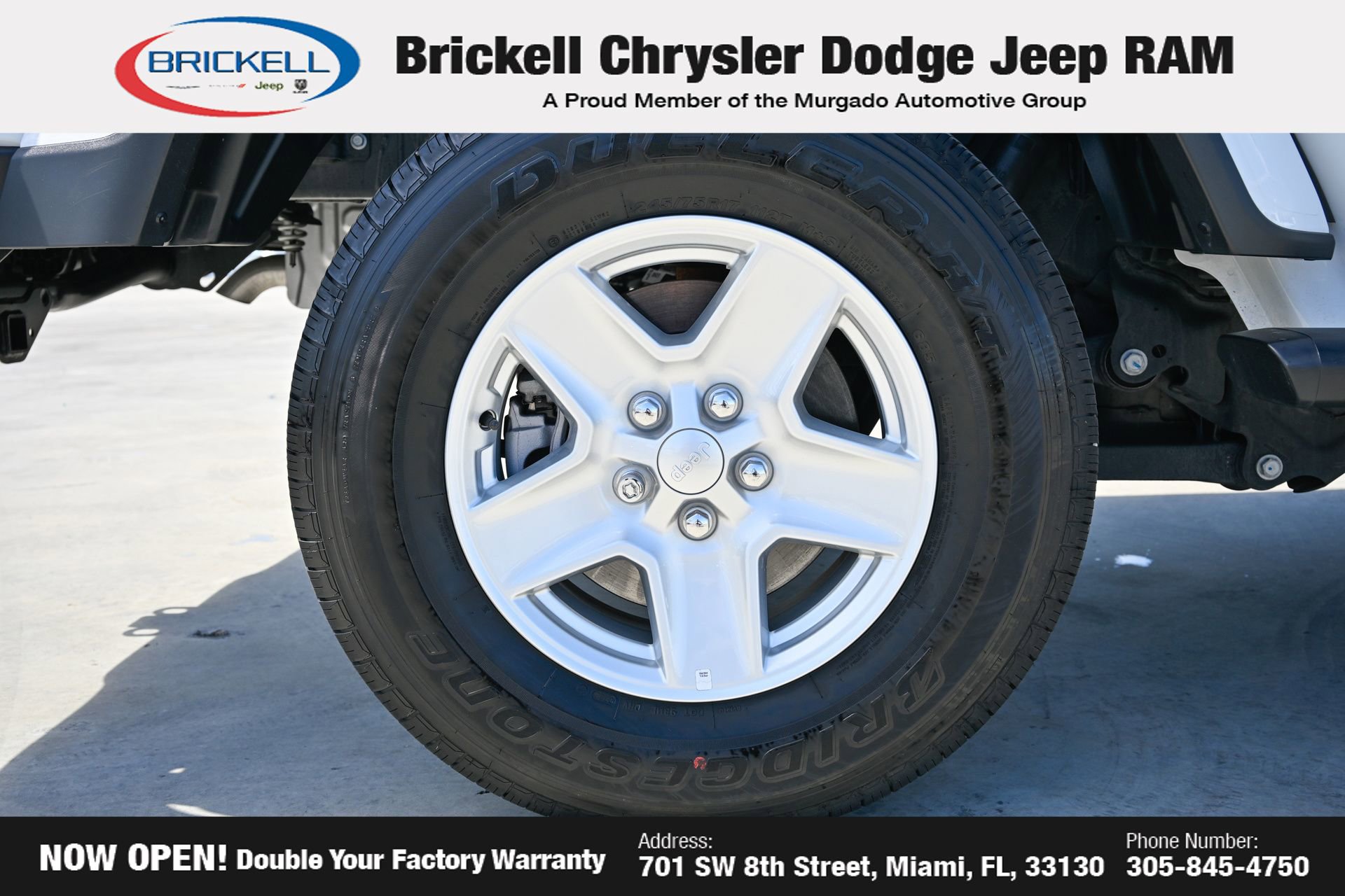 Used 2023 Jeep Gladiator Sport AWD/4WD image 39