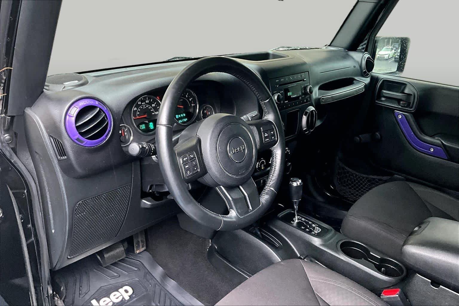Used 2017 Jeep Wrangler Unlimited Sport w/ Connectivity Group AWD/4WD image 17