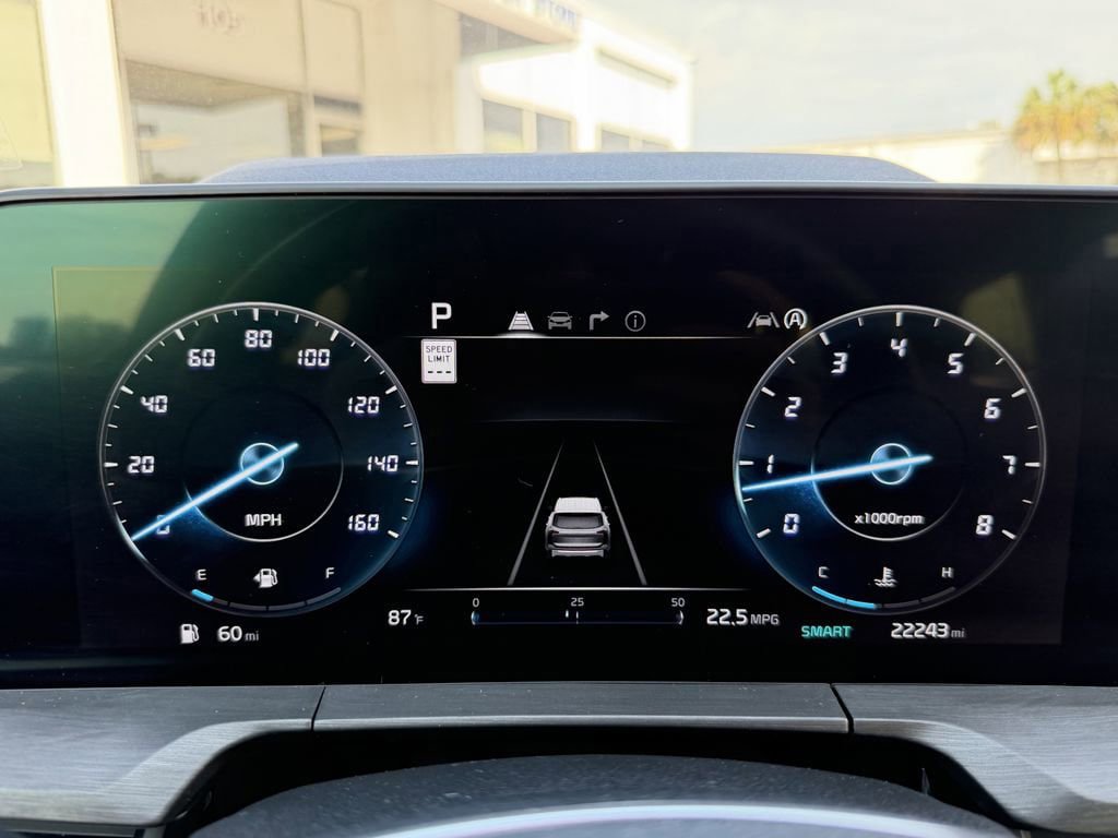 Certified 2024 Kia Telluride SX Prestige X-Line AWD/4WD image 32