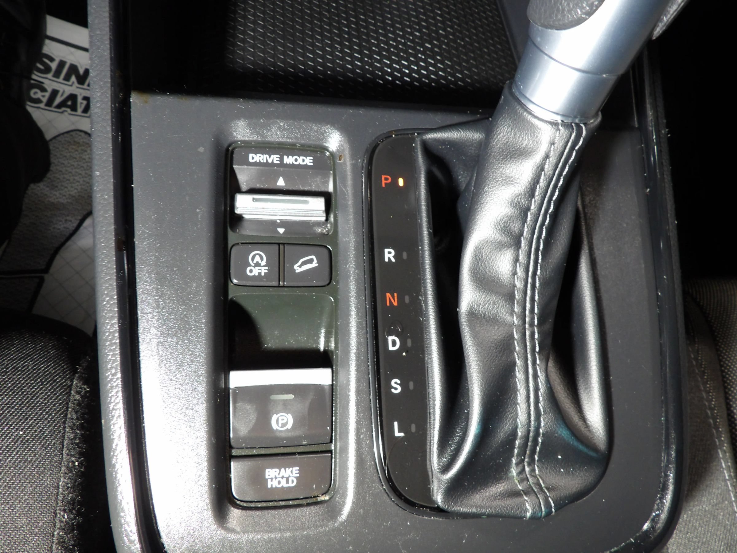 Used 2025 Honda CR-V EX image 15