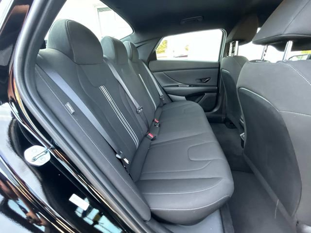 Used 2025 Hyundai Elantra Sport w/ Cargo Package image 16