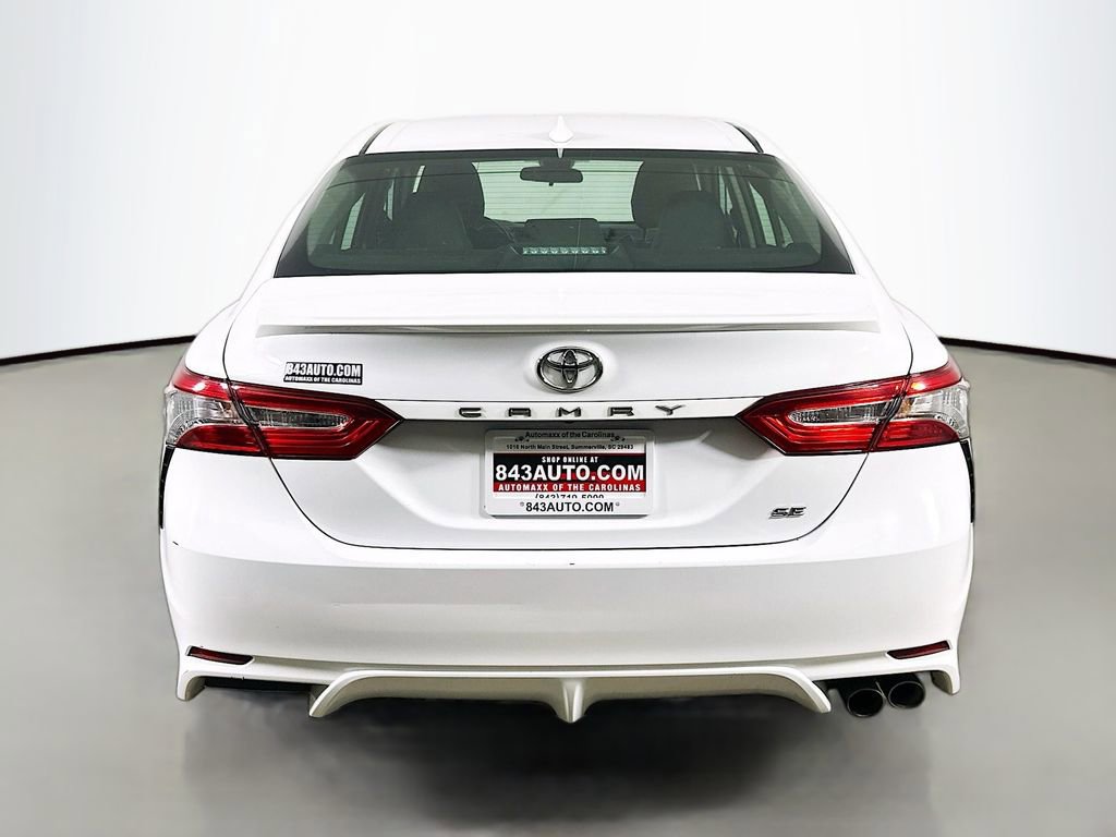 Used 2019 Toyota Camry SE FWD image 6