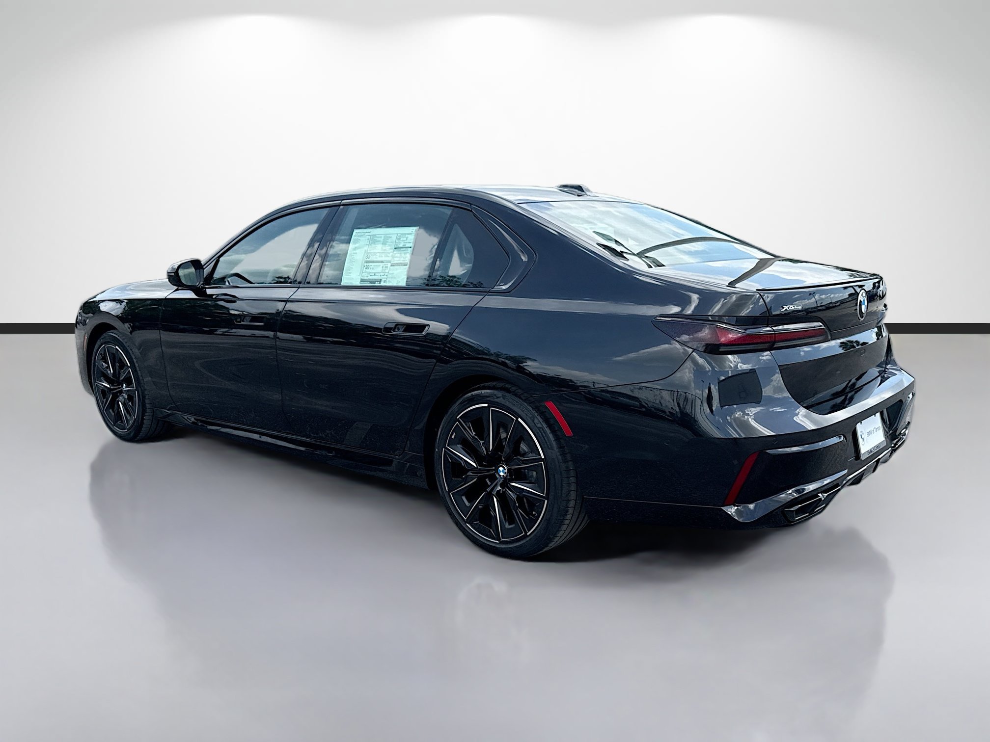 New 2026 BMW 760i xDrive w/ Executive Package AWD/4WD image 5