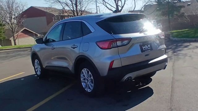 Used 2022 Ford Escape SE w/ Convenience Package image 9