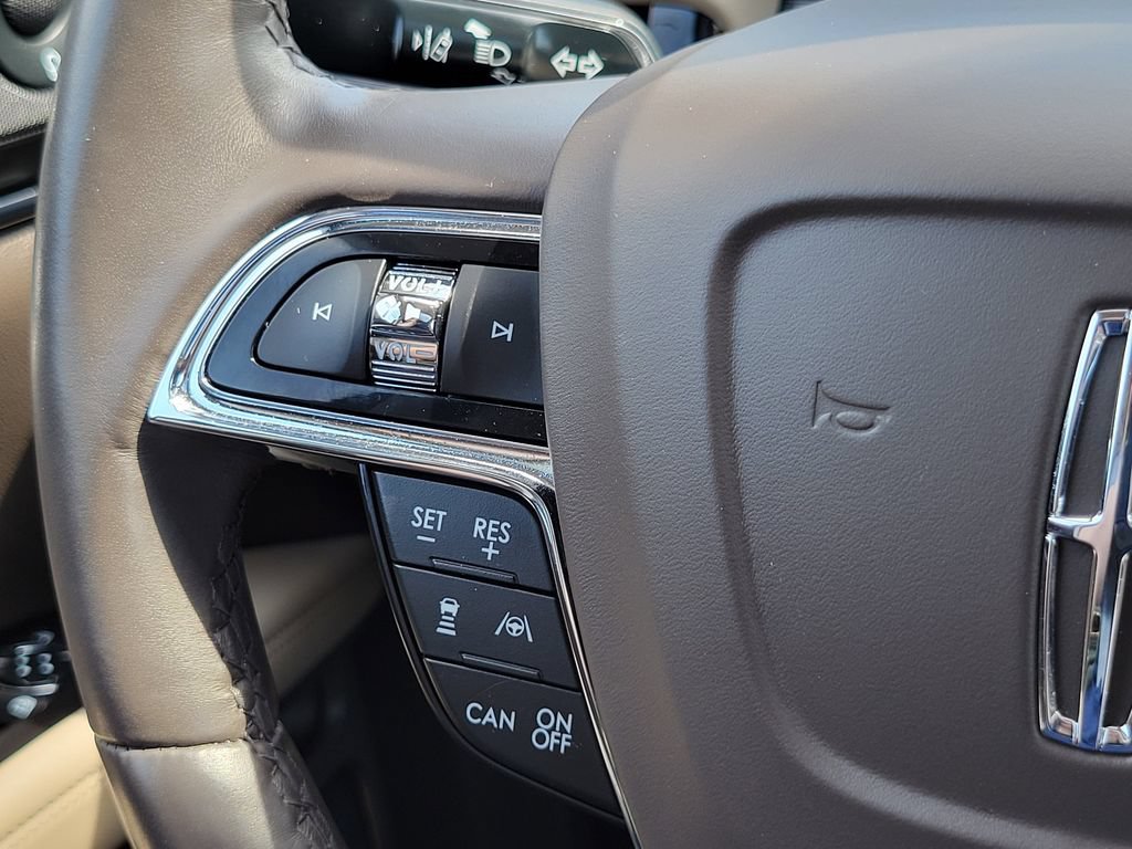 Used 2023 Lincoln Nautilus Reserve w/ Equipment Group 201A AWD/4WD image 14