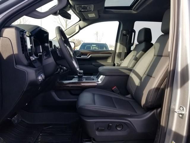 New 2026 GMC Sierra 1500 Elevation w/ Elevation Premium Package image 8