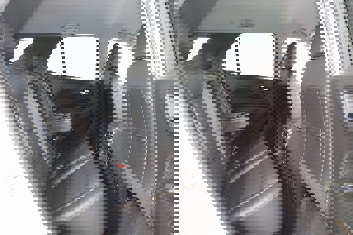 Used 2021 Chevrolet Equinox Premier AWD/4WD image 14