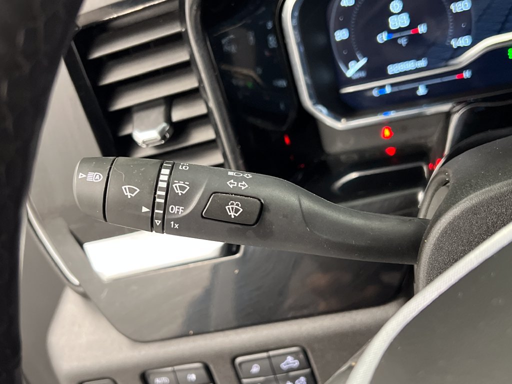 Used 2025 GMC Sierra 2500 SLT AWD/4WD image 48