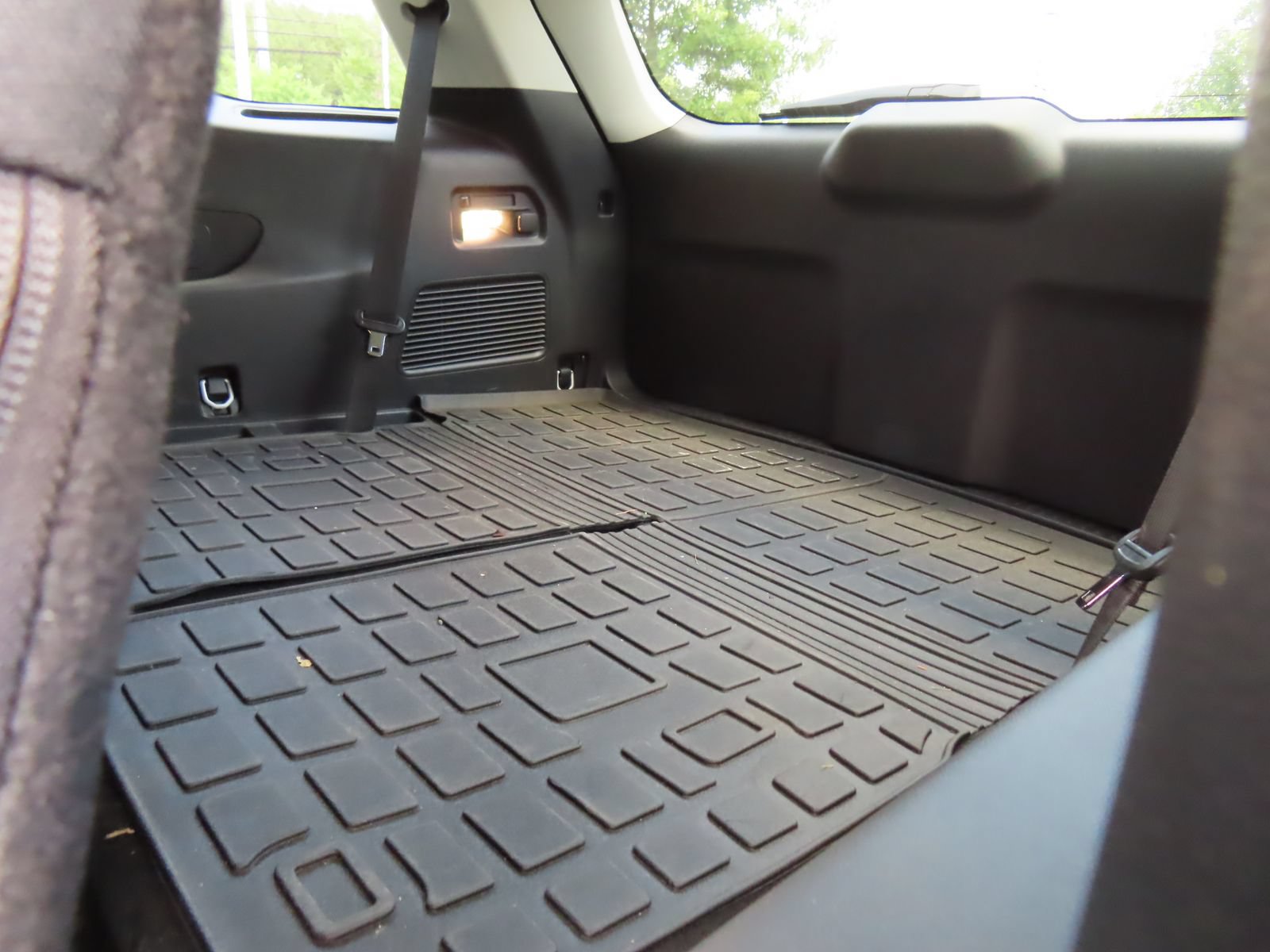 Certified 2025 Ford Explorer Active AWD/4WD image 35