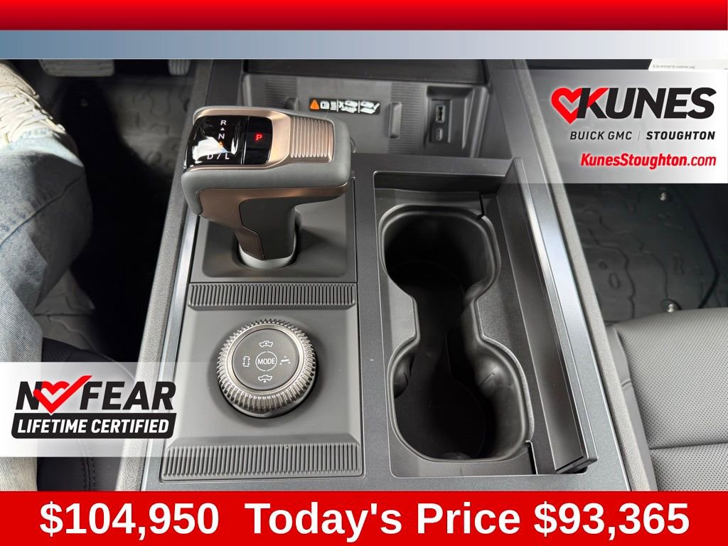 New 2025 GMC Hummer EV 2X w/ LPO, Dark Essentials Package image 34