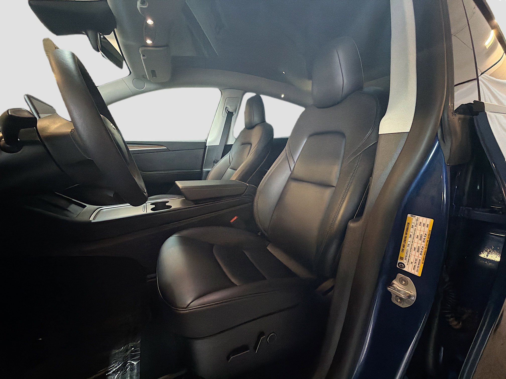 Used 2023 Tesla Model Y Long Range image 13