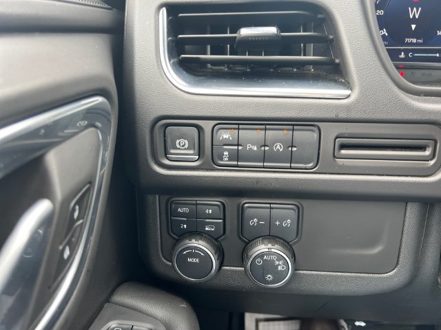 Used 2024 Chevrolet Tahoe LT AWD/4WD image 25