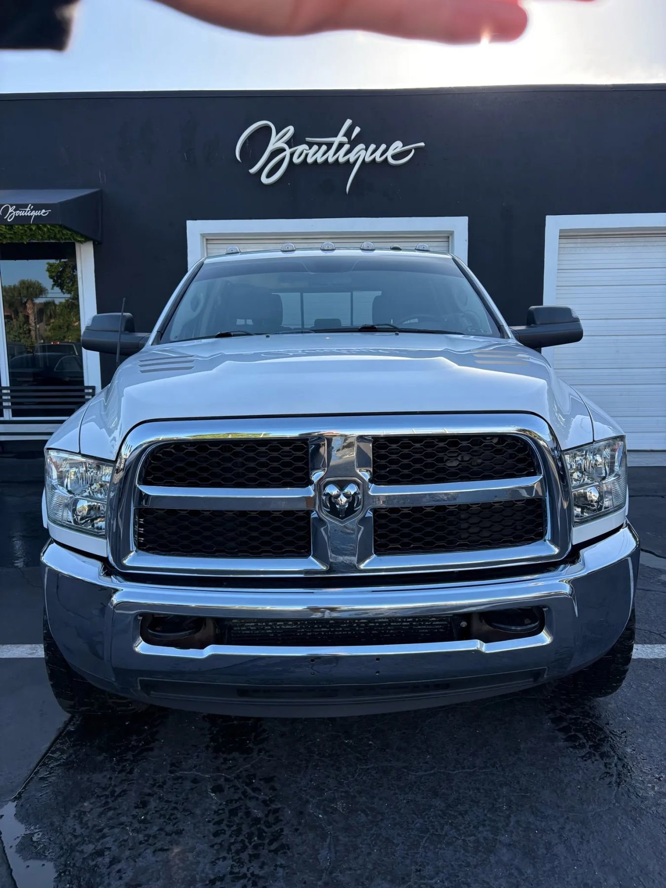 Used 2018 RAM 2500 SLT image 2