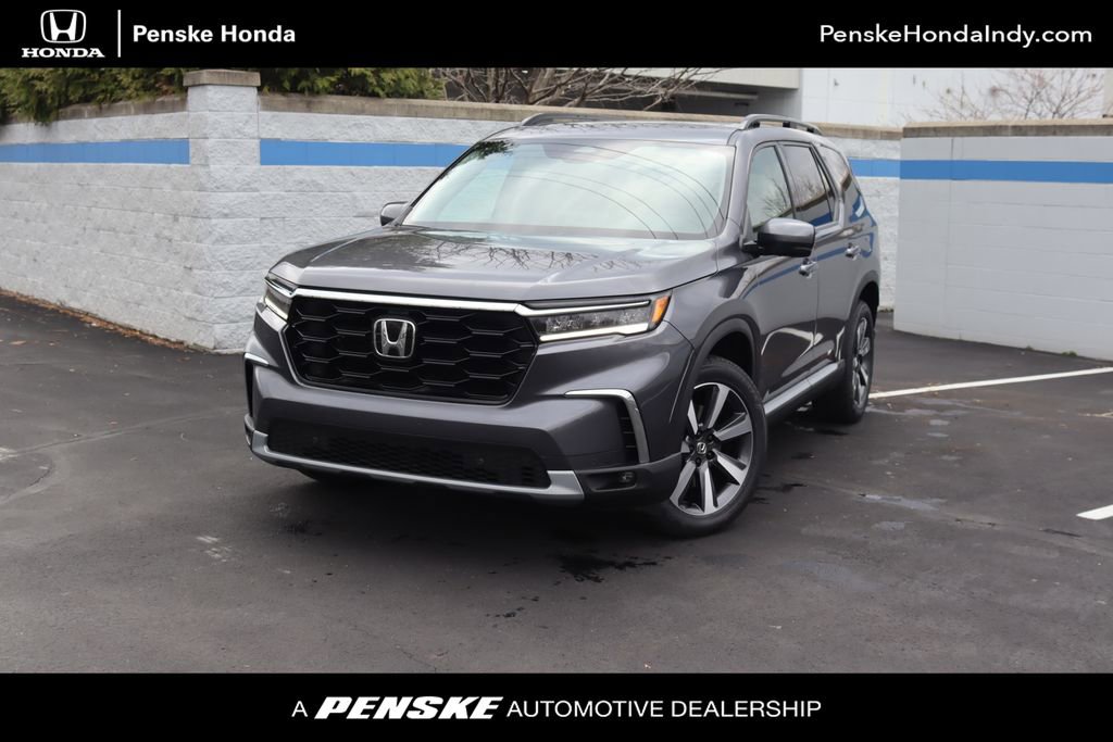Used 2025 Honda Pilot Touring