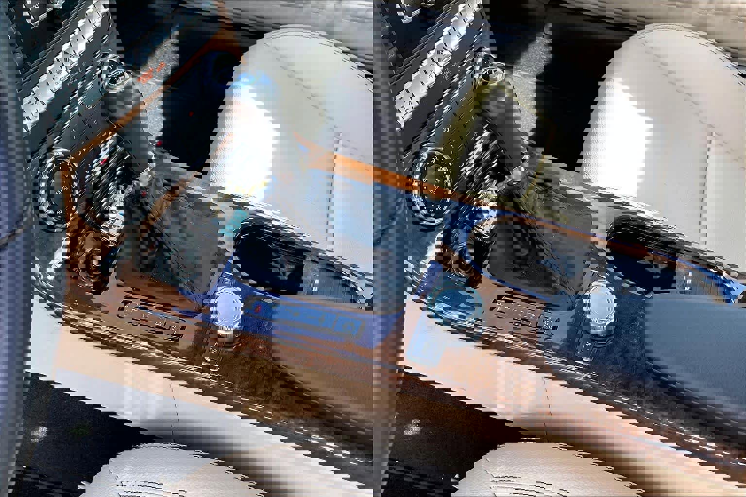 Used 2014 Mercedes-Benz SLK 250 image 14