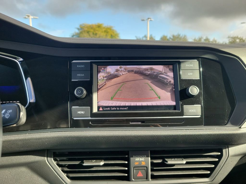 Used 2024 Volkswagen Jetta S image 23