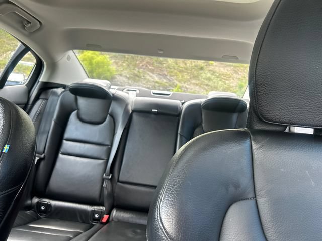Used 2023 Volvo S60 T8 Plus AWD/4WD image 21