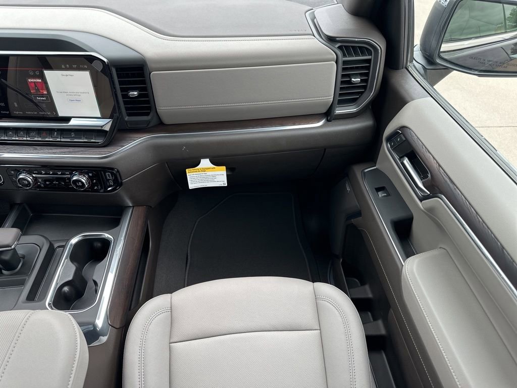 Used 2024 GMC Sierra 1500 SLT w/ SLT Premium Package AWD/4WD image 34
