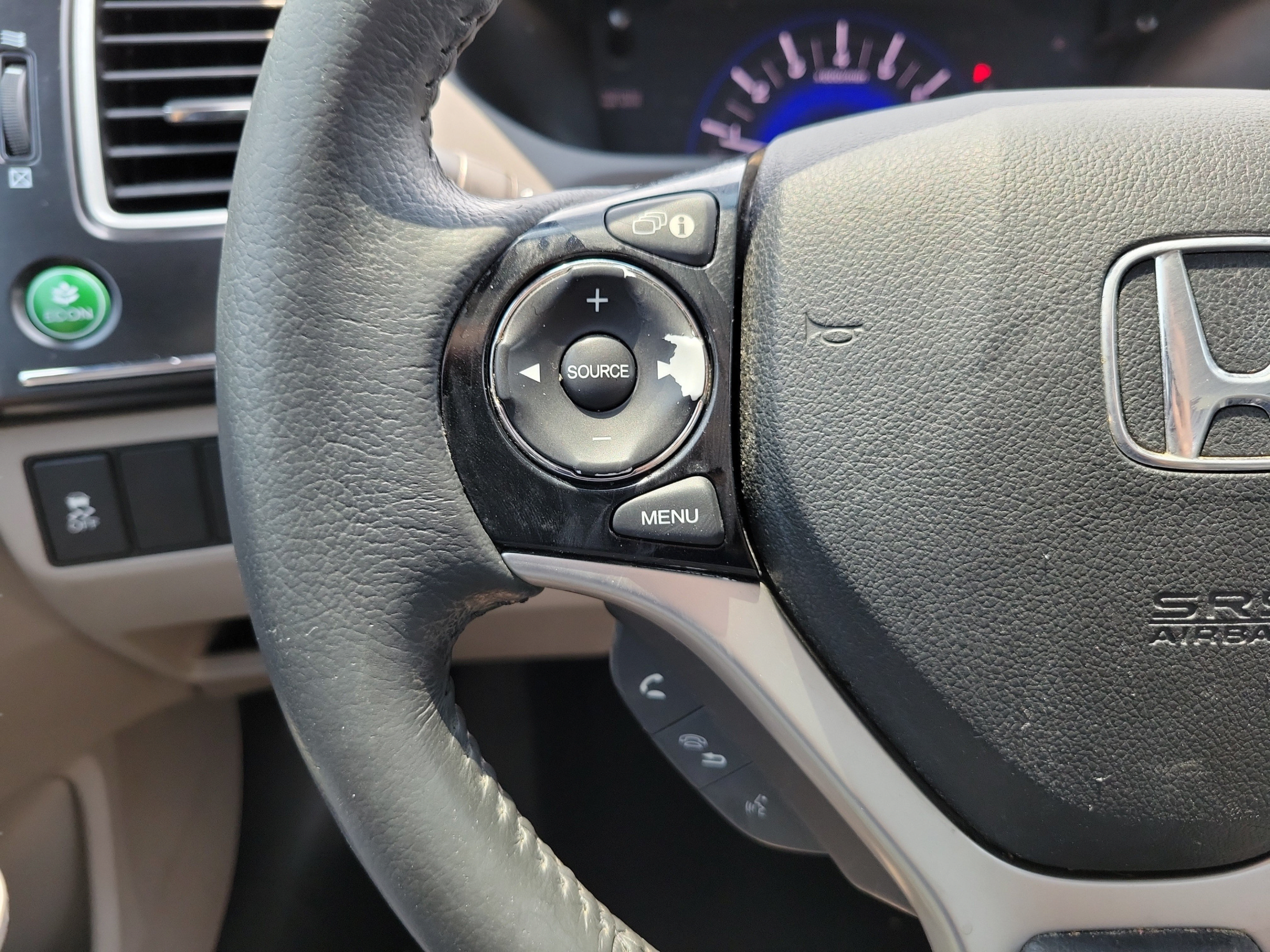 Used 2015 Honda Civic EX-L image 31