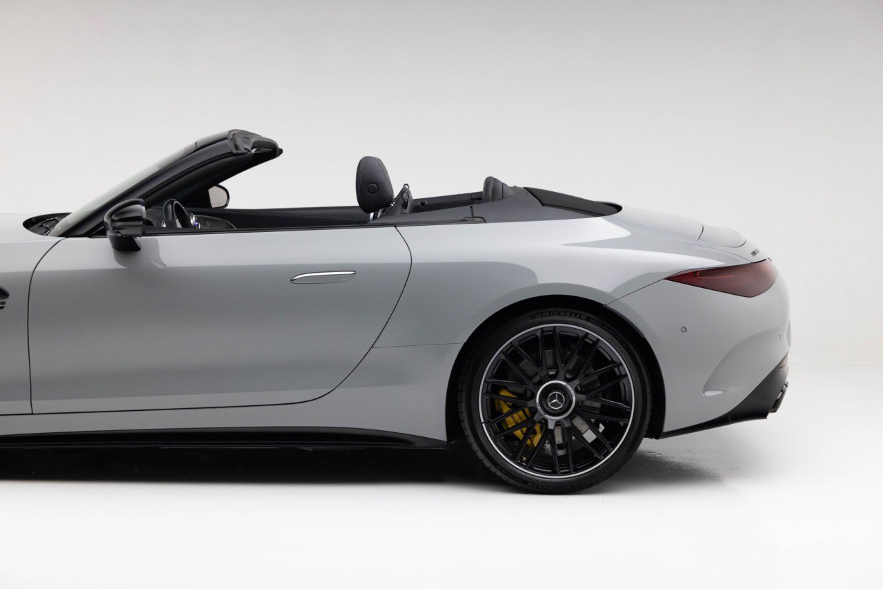 Used 2022 Mercedes-Benz SL 63 AMG 4MATIC image 39