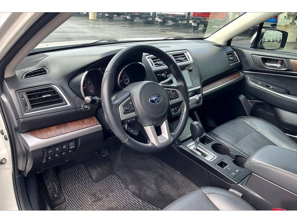 Used 2015 Subaru Outback 3.6R Limited AWD/4WD image 16