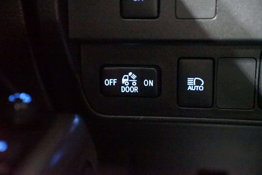 Certified 2023 Toyota Tacoma SR5 RWD image 22