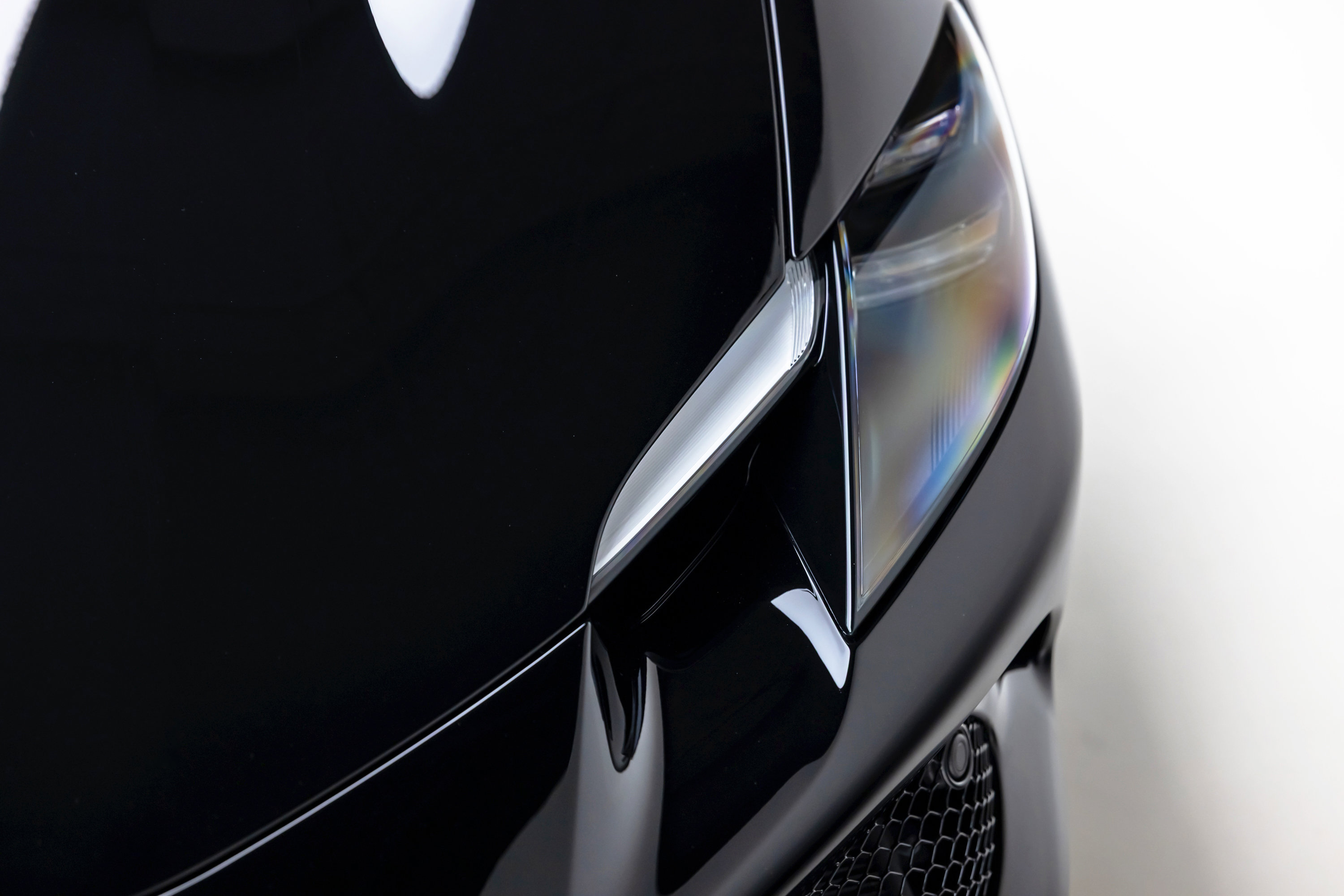 Certified 2025 Ferrari 296 GTB image 30