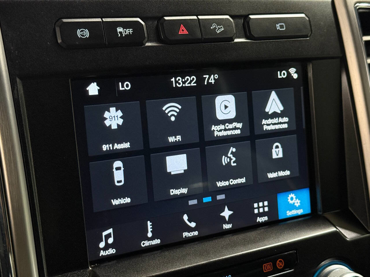 Used 2017 Ford F250 Platinum w/ FX4 Off-Road Package image 69