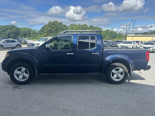 Used 2007 Nissan Frontier LE RWD image 1