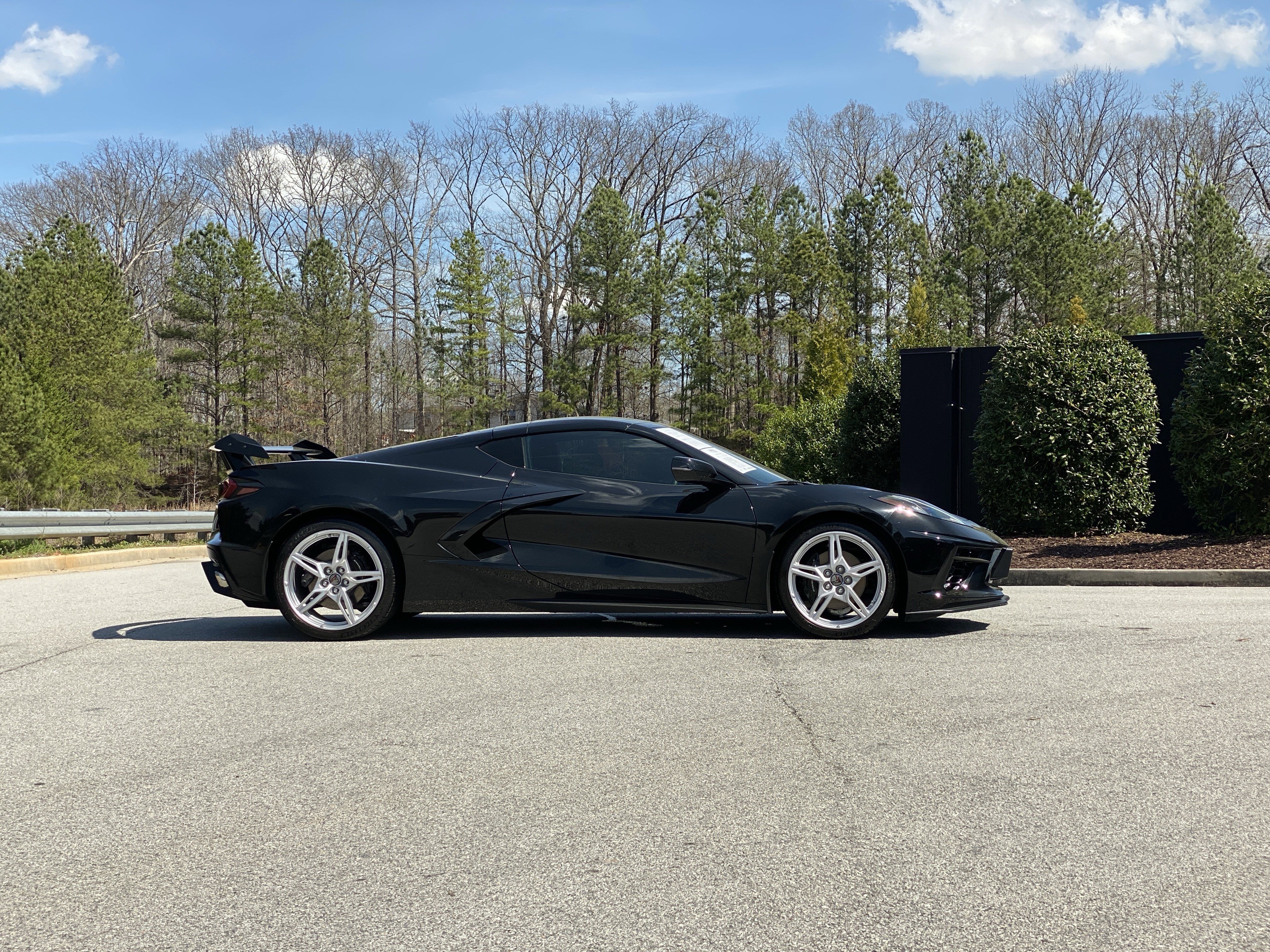 Used 2020 Chevrolet Corvette Stingray Coupe w/ 1LT image 5