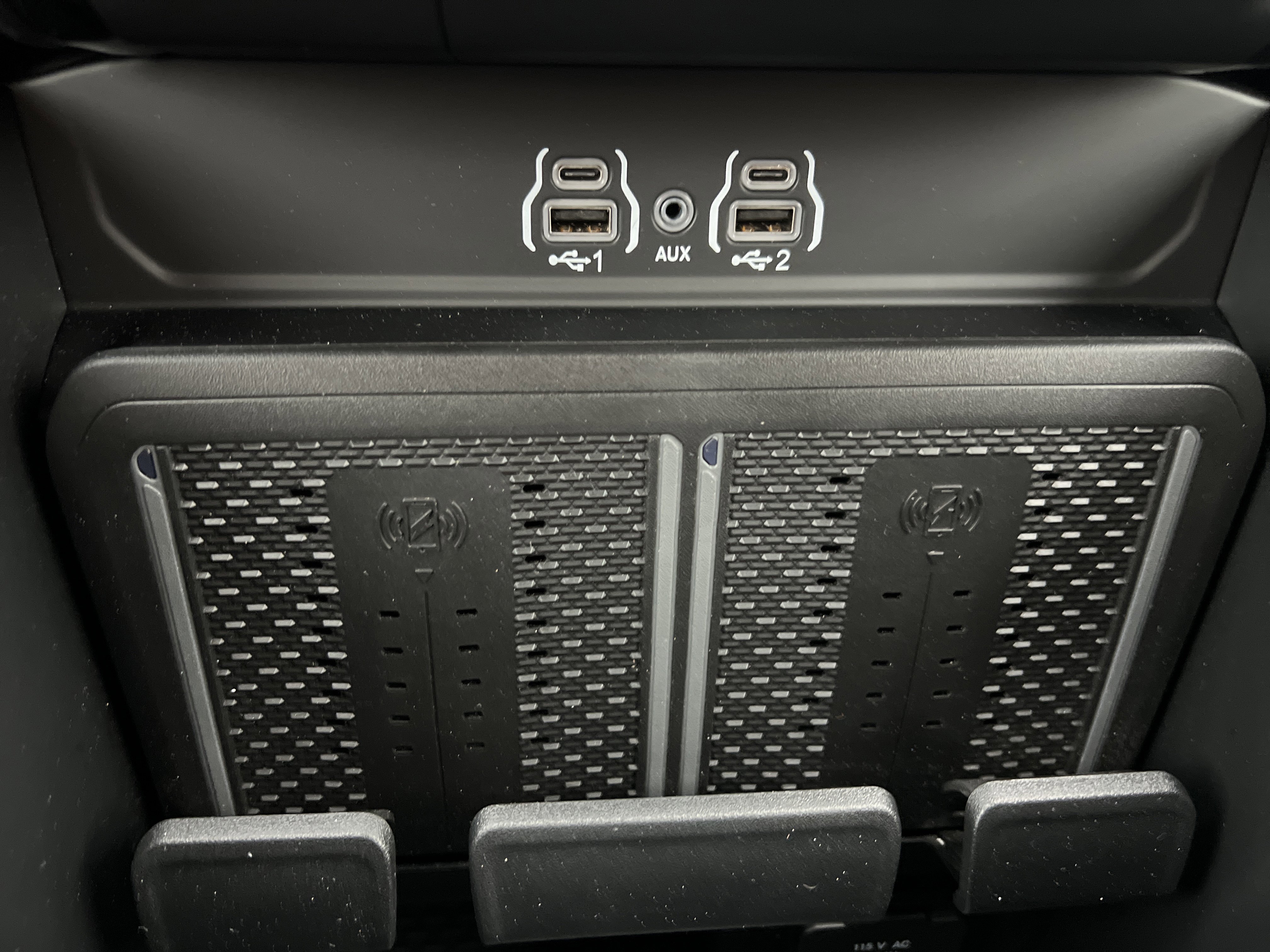 Used 2025 RAM 2500 Laramie image 30