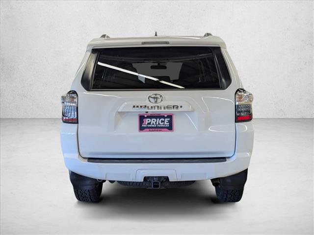 Used 2016 Toyota 4Runner SR5 image 6