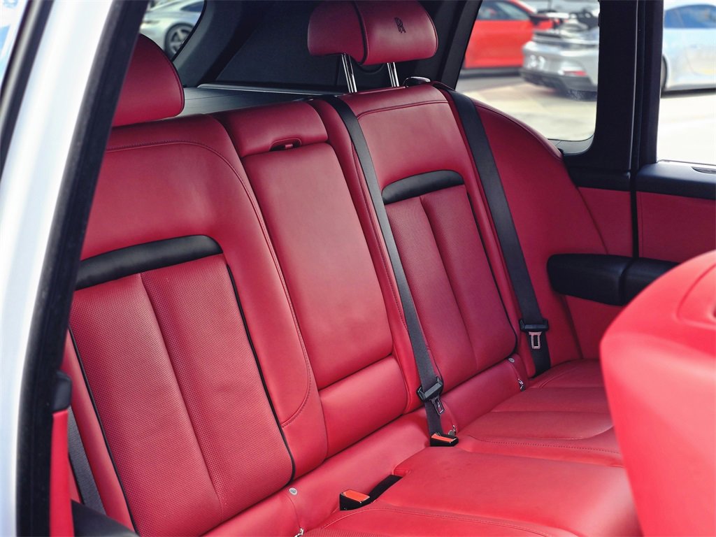Used 2022 Rolls-Royce Cullinan image 8