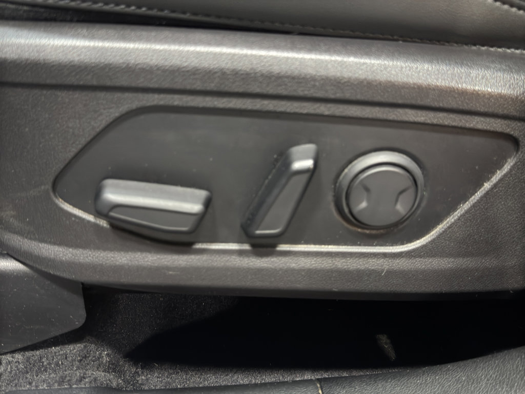 Used 2022 Kia Sorento SX image 19