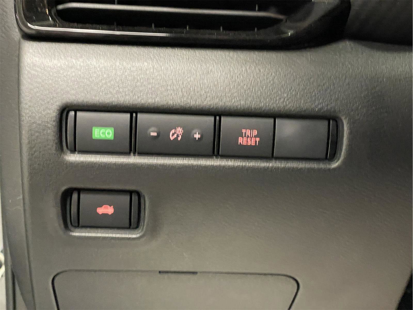 Used 2025 Nissan Sentra SV w/ All-Weather Package image 25