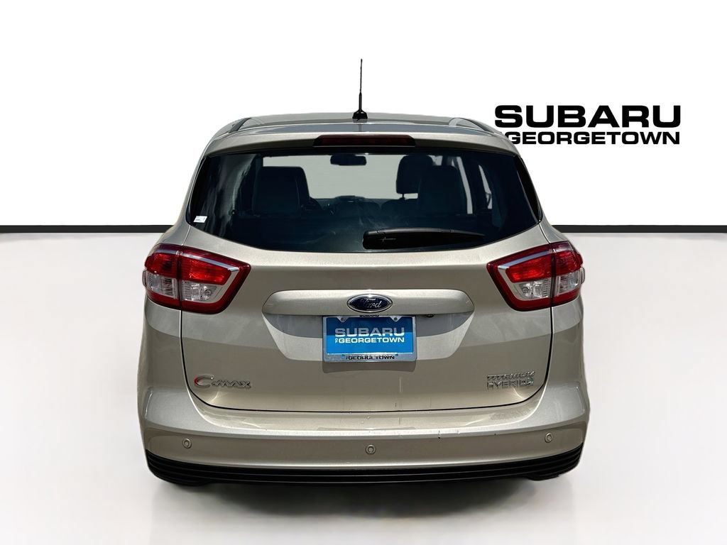 Used 2017 Ford C-MAX Titanium w/ Equipment Group 301A FWD image 6