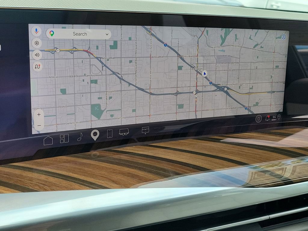 Used 2026 Cadillac Escalade Platinum Sport w/ LPO, ONYX Package image 14