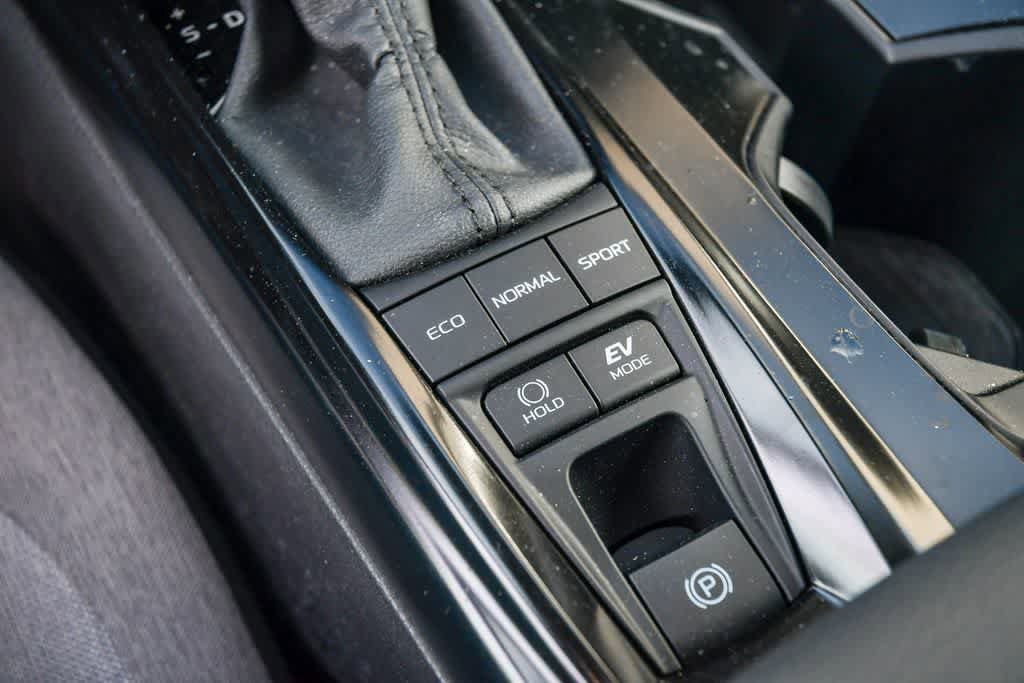 Used 2026 Toyota Camry LE FWD image 20