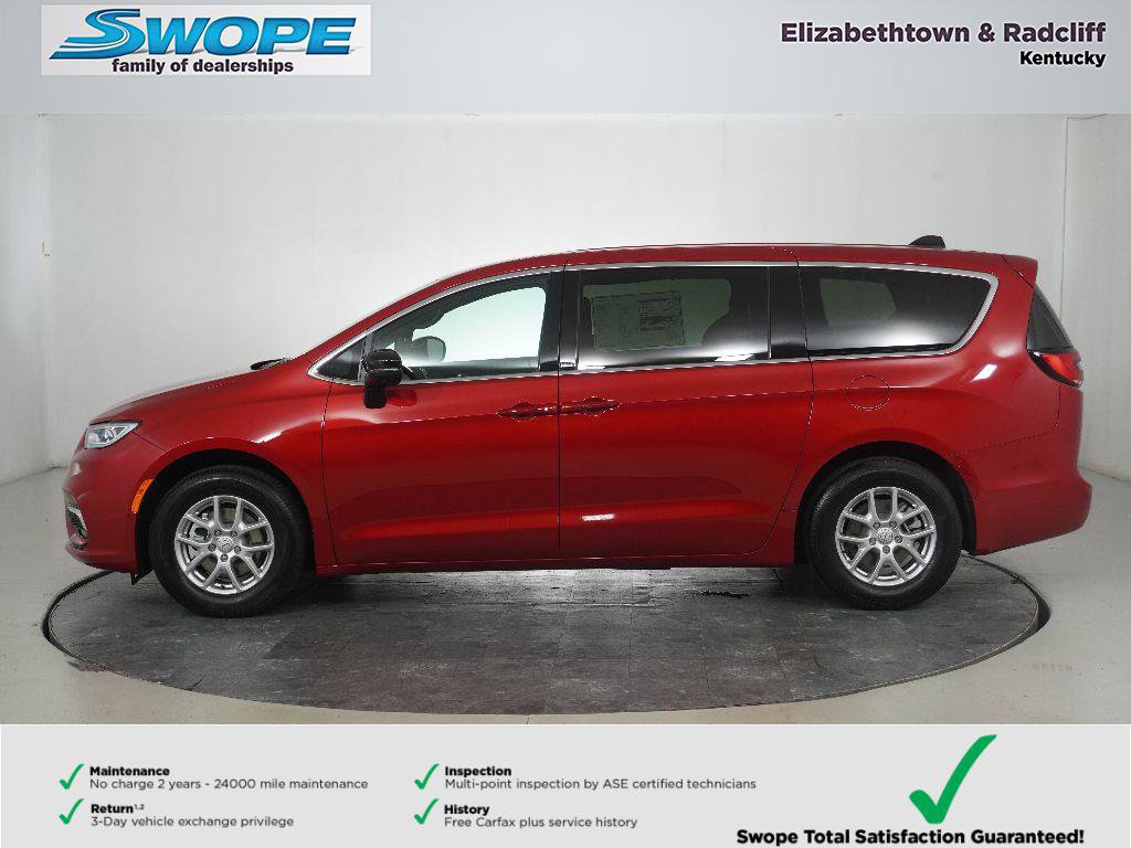 New 2026 Chrysler Pacifica Select image 6