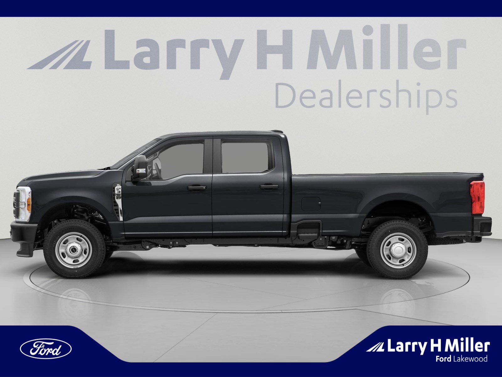 New 2027 Ford F350 XLT AWD/4WD image 3