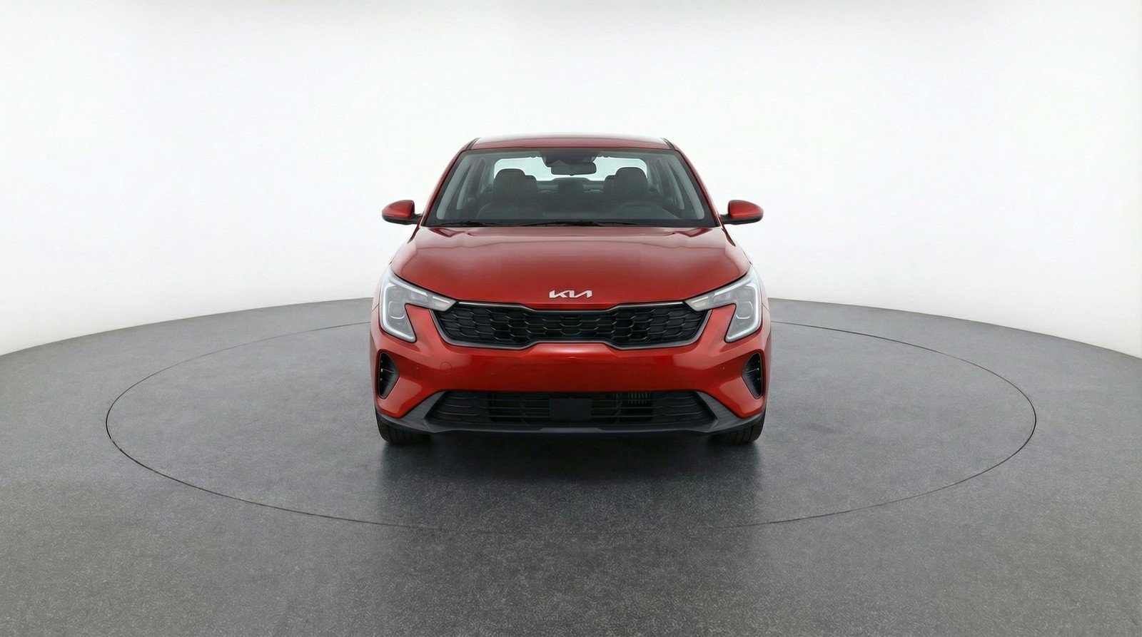 Used 2025 Kia K4 LXS image 2