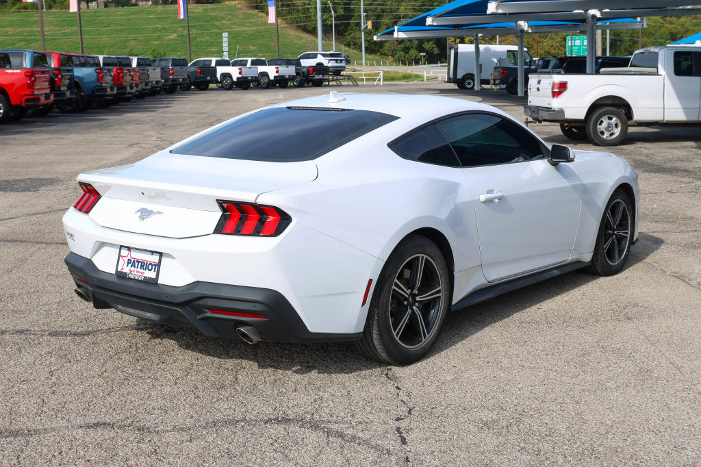 Used 2024 Ford Mustang Premium RWD image 6