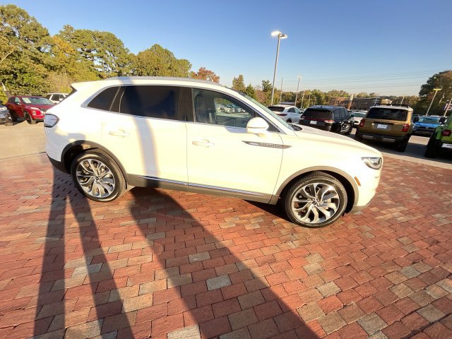 Used 2022 Lincoln Nautilus Reserve AWD/4WD image 36