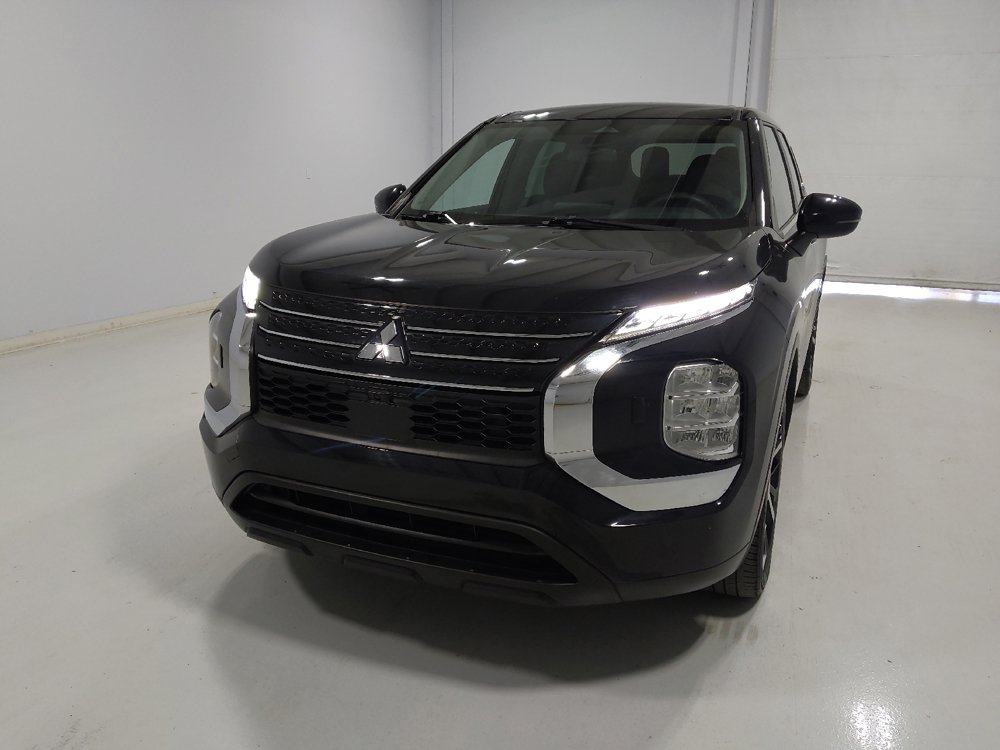 Used 2022 Mitsubishi Outlander ES AWD/4WD image 15