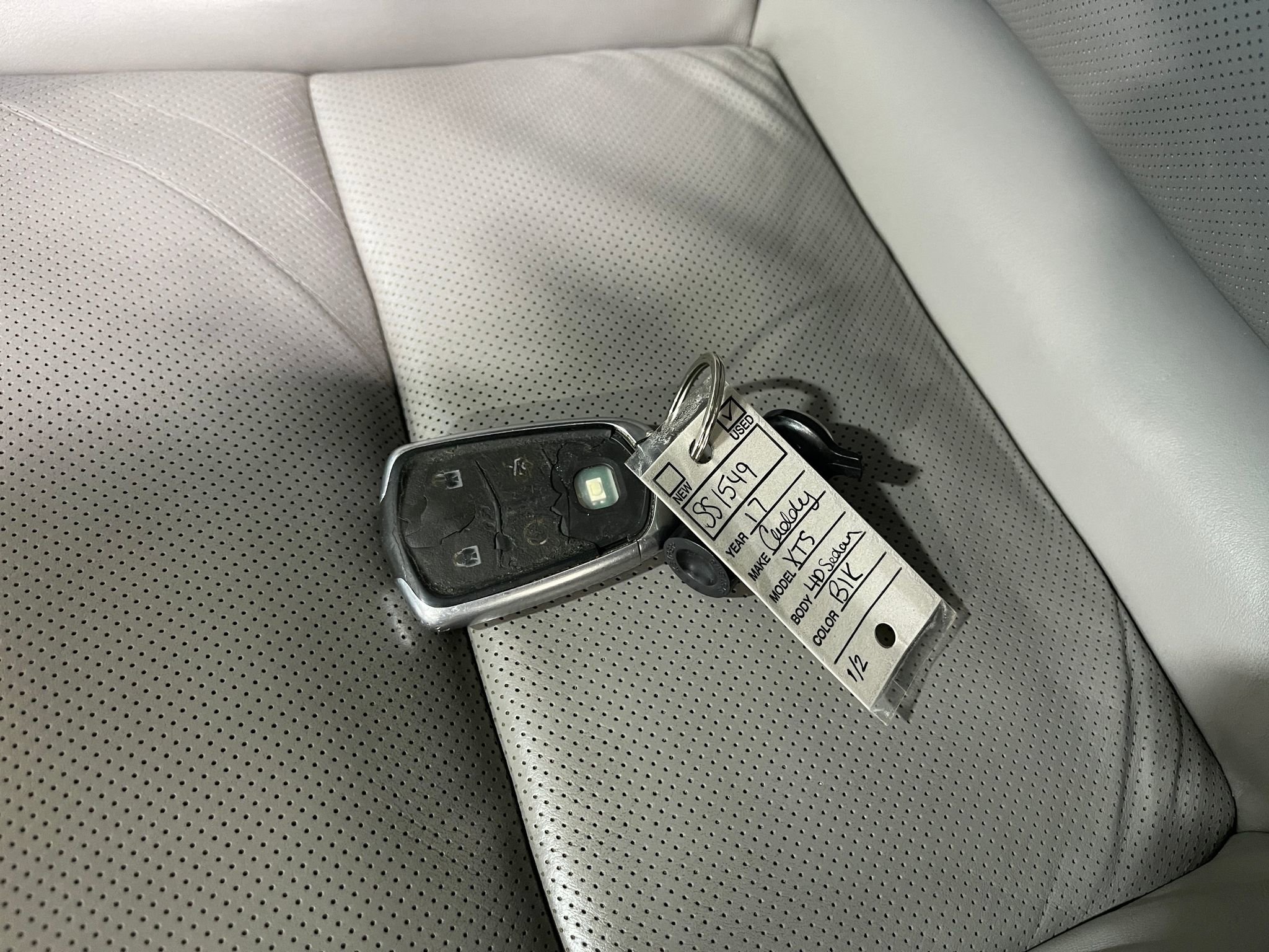 Used 2017 Cadillac XTS Luxury FWD image 36
